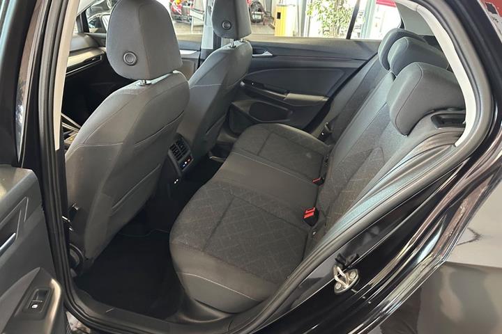Sort VW Golf VIII fra 2021