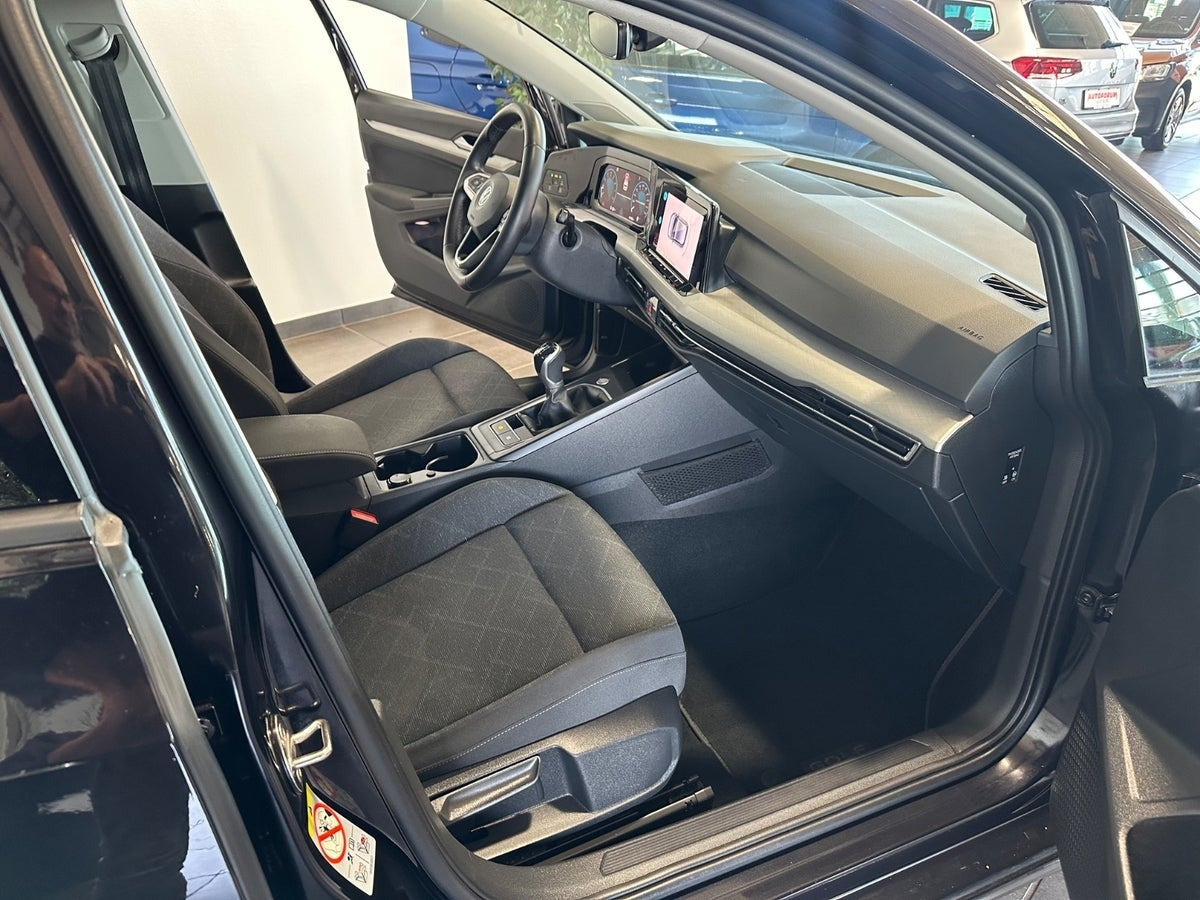 Sort VW Golf VIII fra 2021