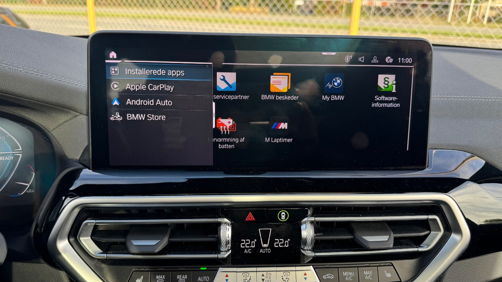 Blå BMW iX3 fra 2022