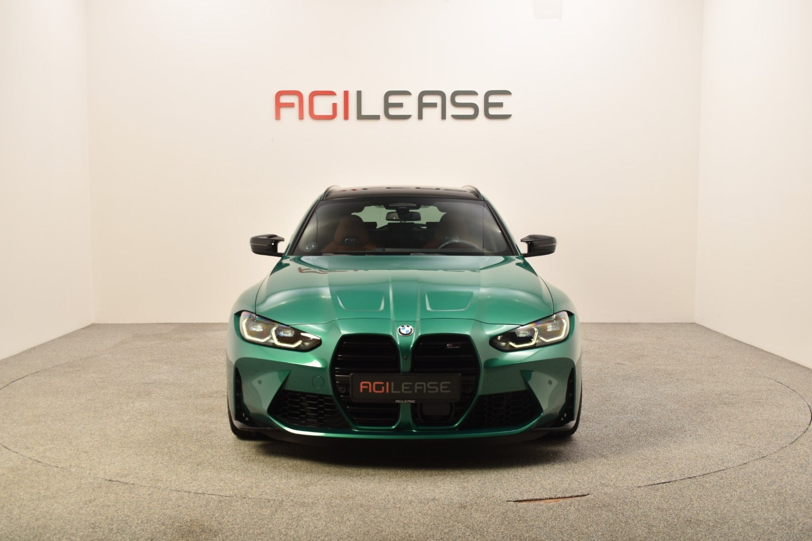 Grøn BMW M3 fra 2024
