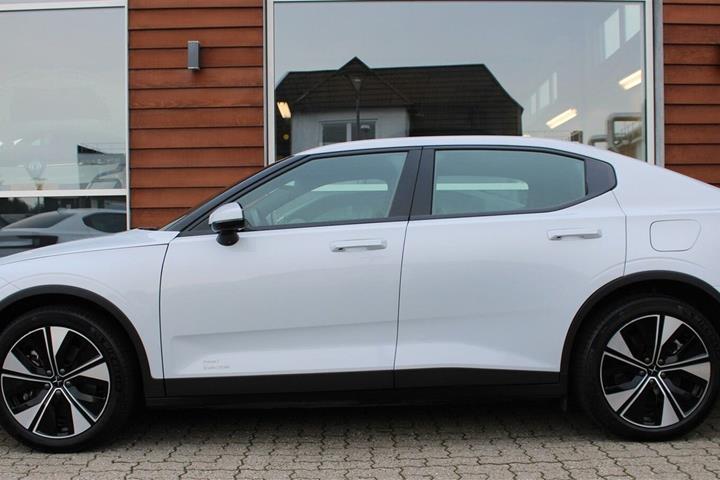 Hvid Polestar 2 fra 2024