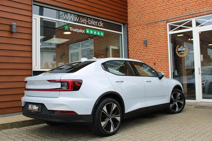 Hvid Polestar 2 fra 2024