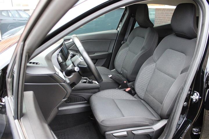 Sort Renault Clio V fra 2020
