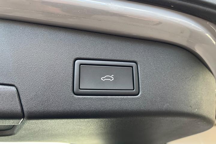 Grå VW ID.5 fra 2025