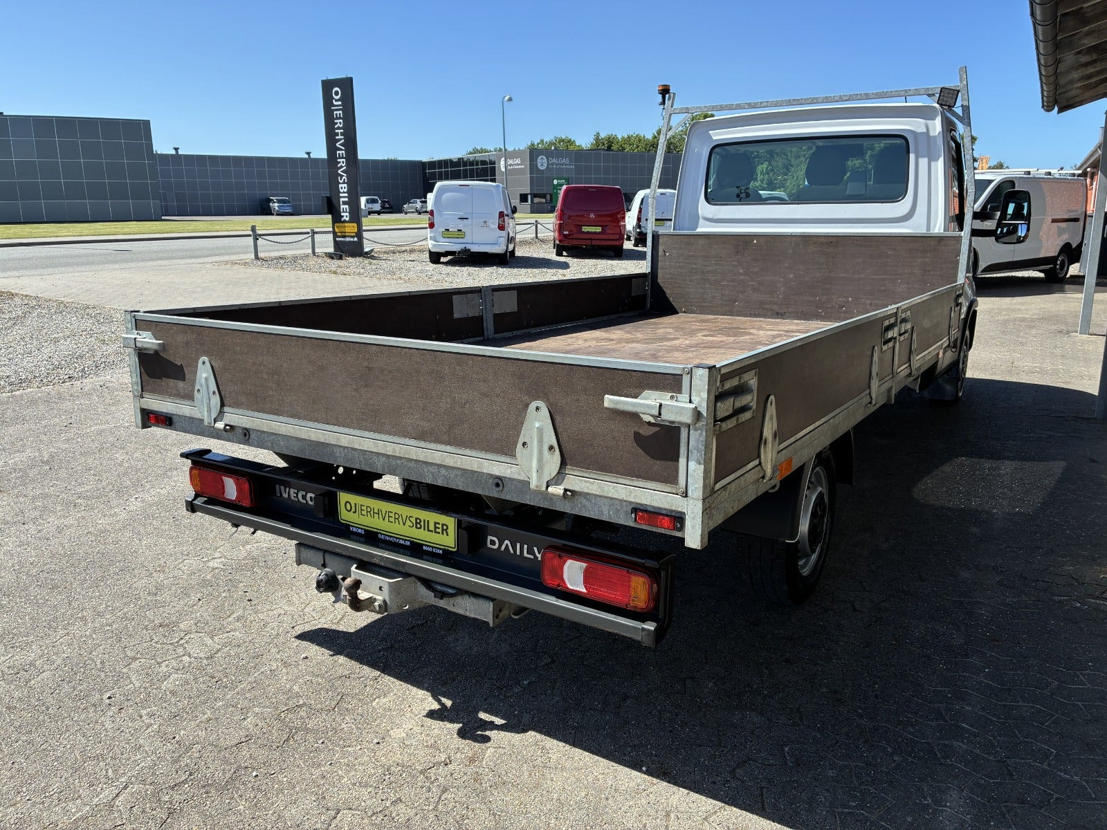 Hvid Iveco Daily fra 2023