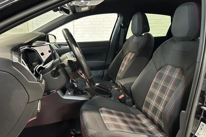 Sort VW Polo fra 2019