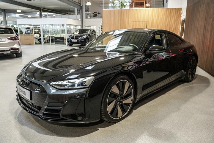 Sort Audi e-tron GT fra 2021