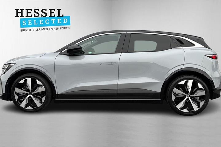 Grå Renault Megane E-Tech fra 2023