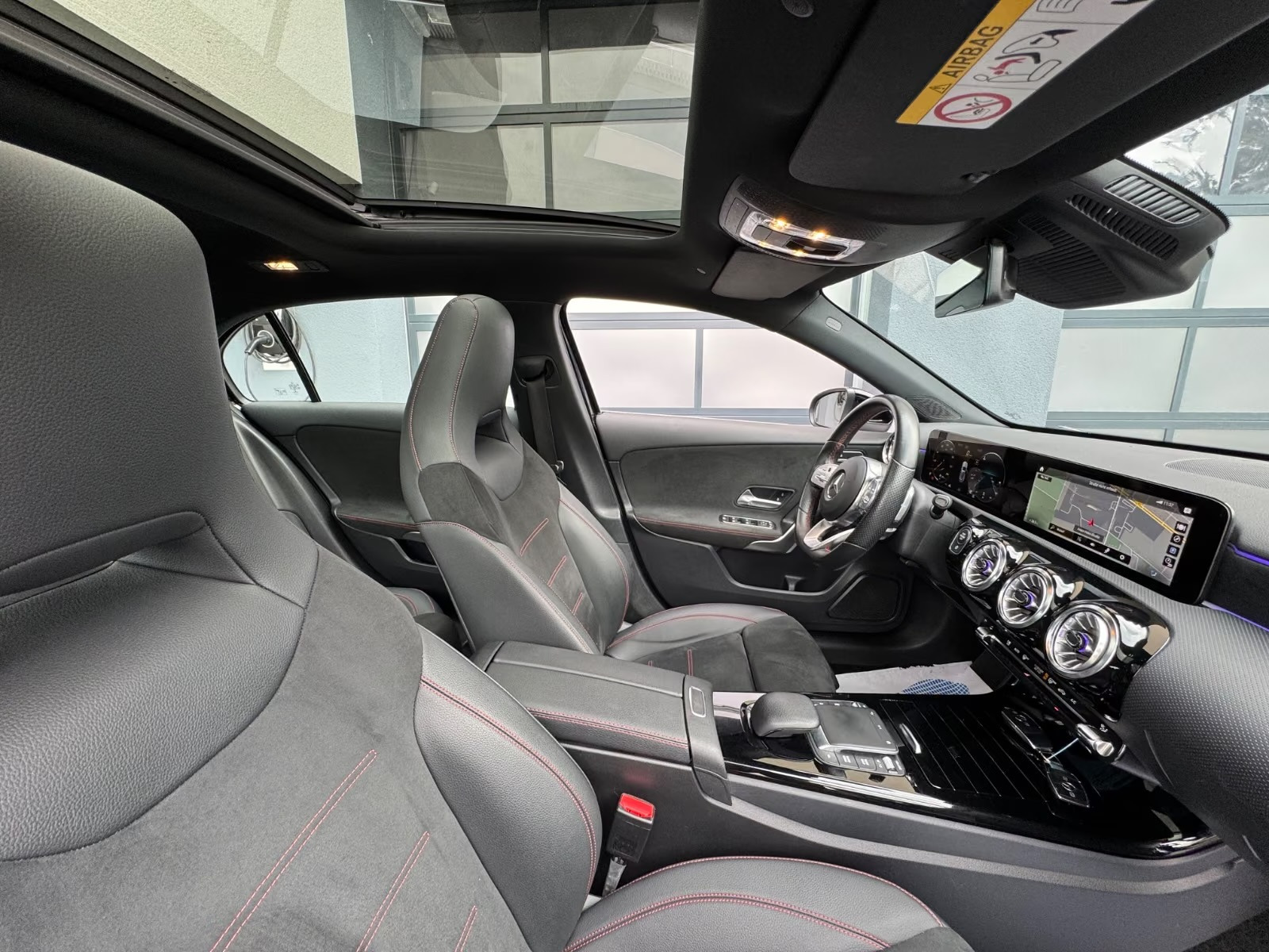 Sort Mercedes A200 d fra 2020