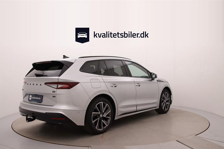 Sølv Skoda Enyaq fra 2022