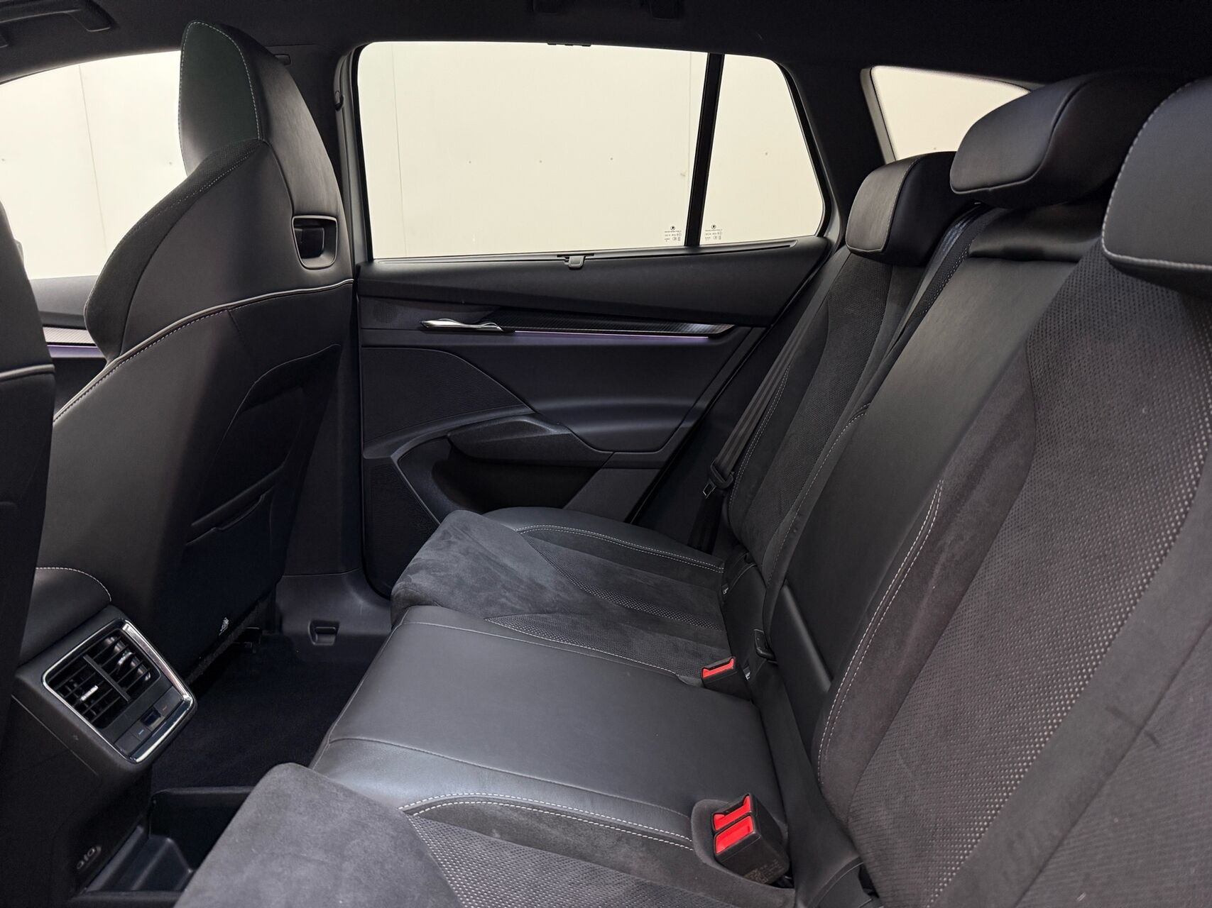 Sølv Skoda Enyaq fra 2022