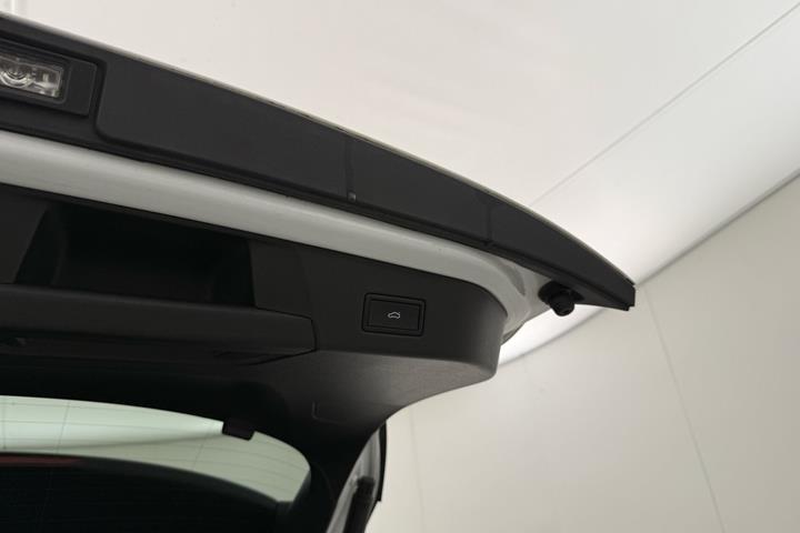 Hvid VW ID.4 fra 2022