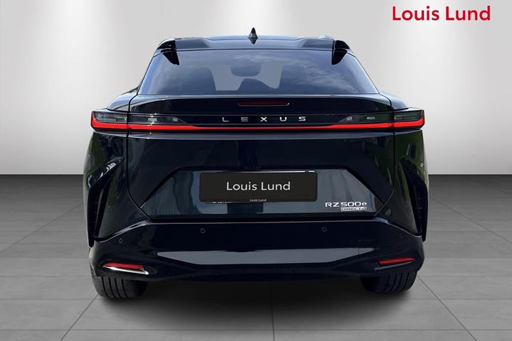Sort Lexus RZ fra 2026