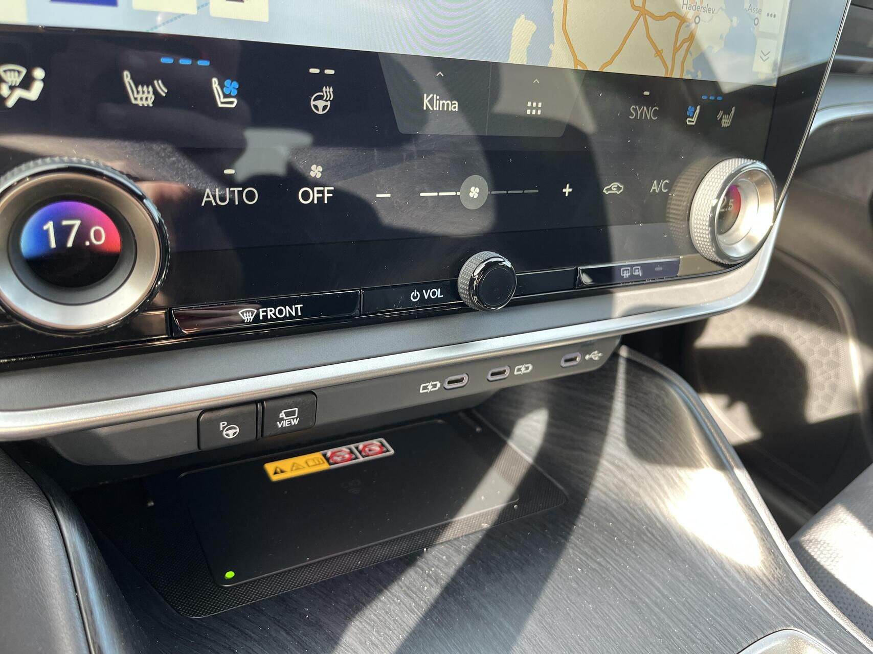 Sort Lexus RZ fra 2026