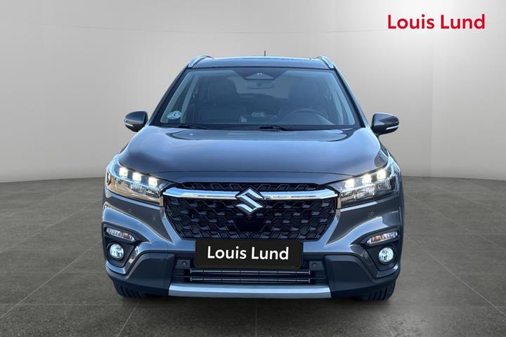 Grå Suzuki S-Cross fra 2026