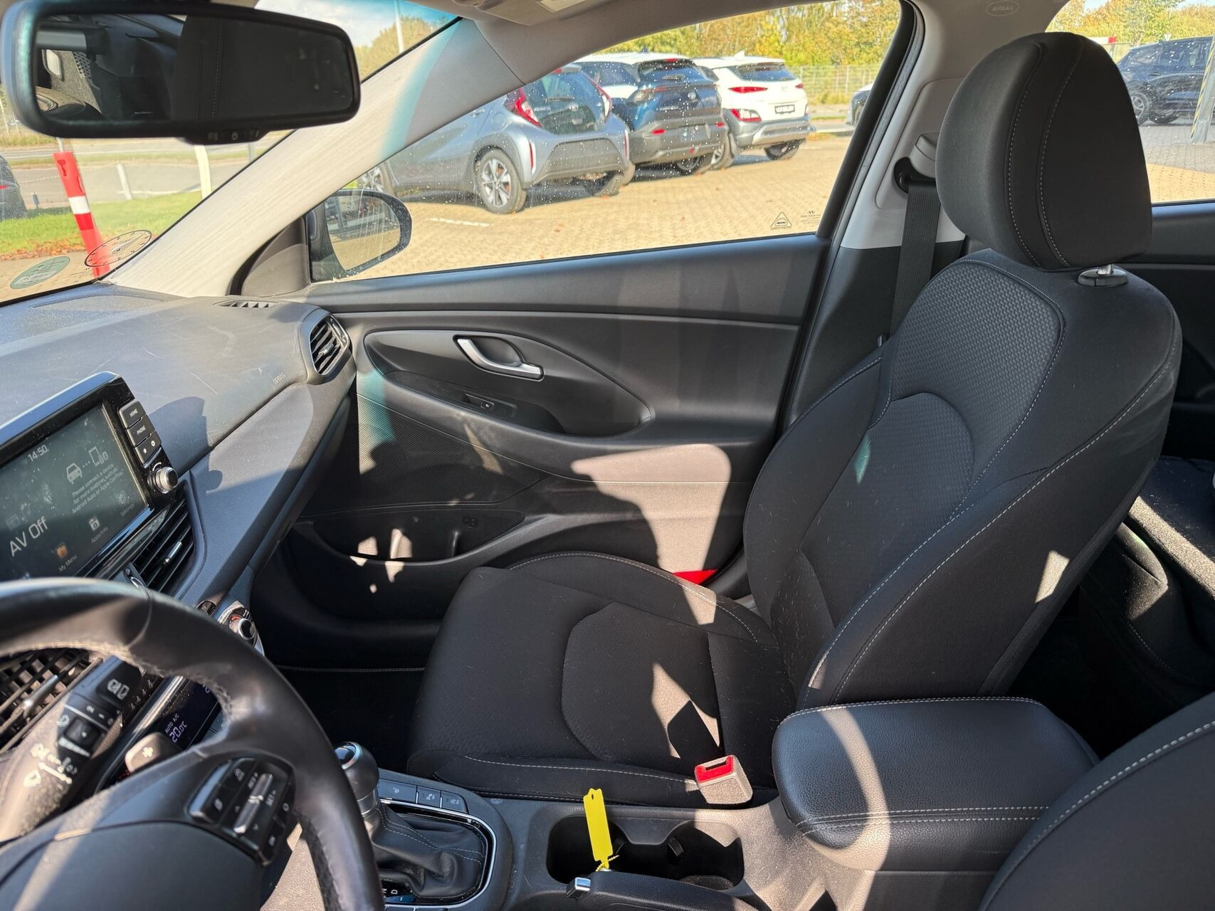 Grå Hyundai i30 fra 2020