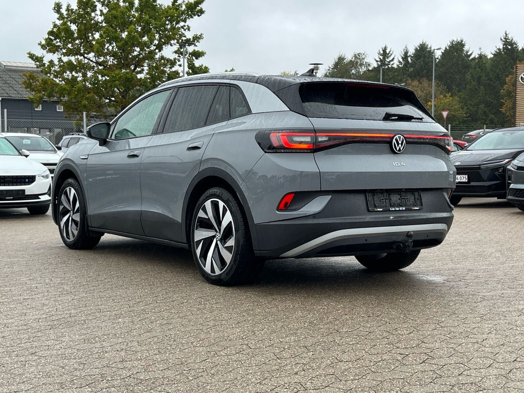 Grå VW ID.4 fra 2023