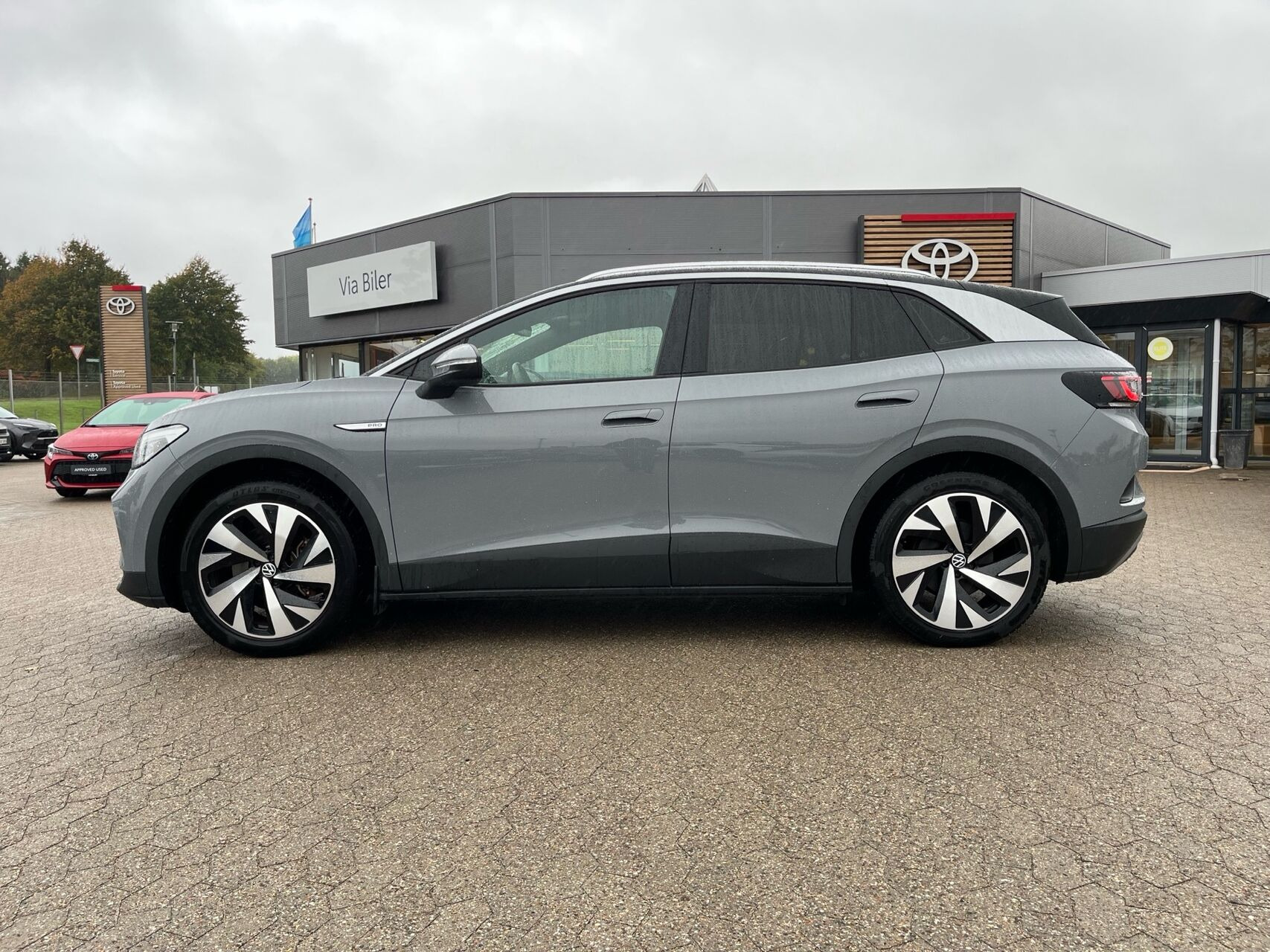Grå VW ID.4 fra 2023