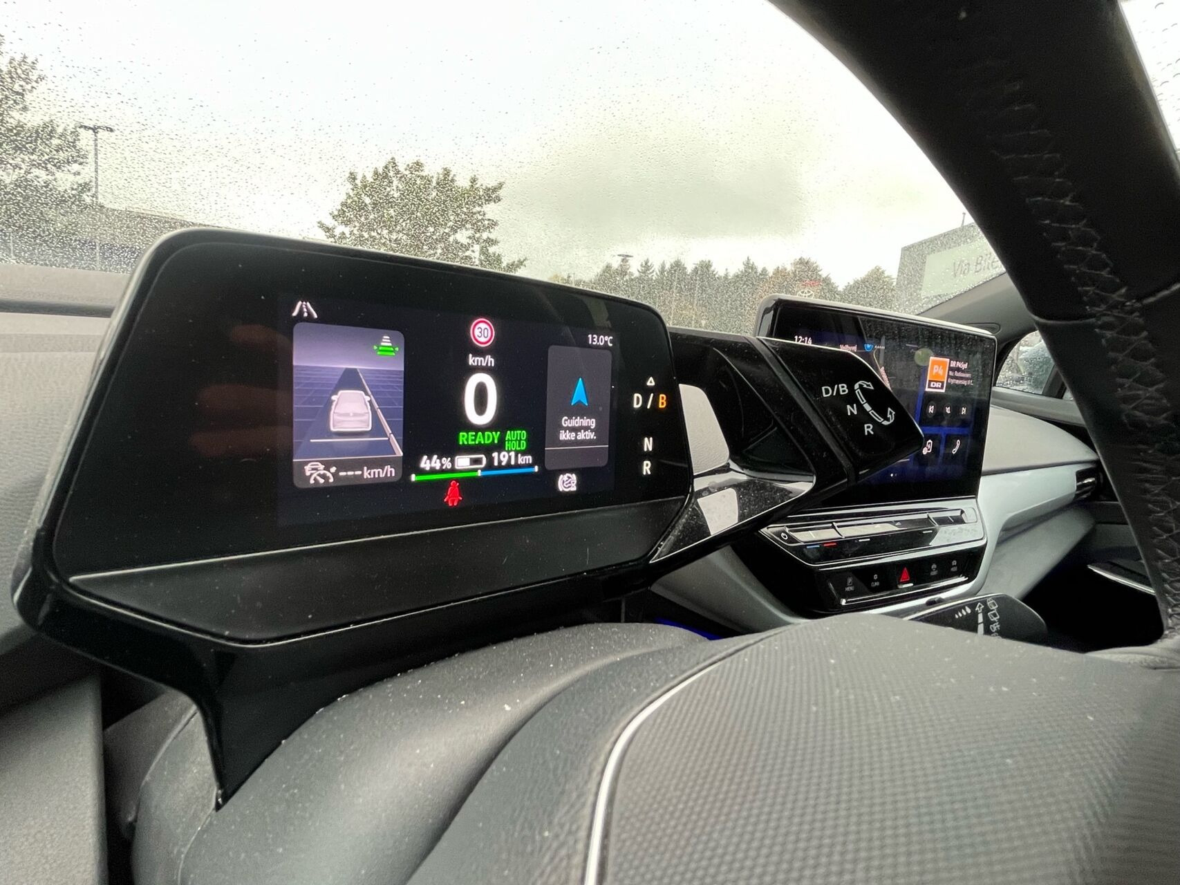 Grå VW ID.4 fra 2023