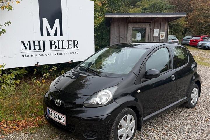undefined Toyota Aygo fra 2010