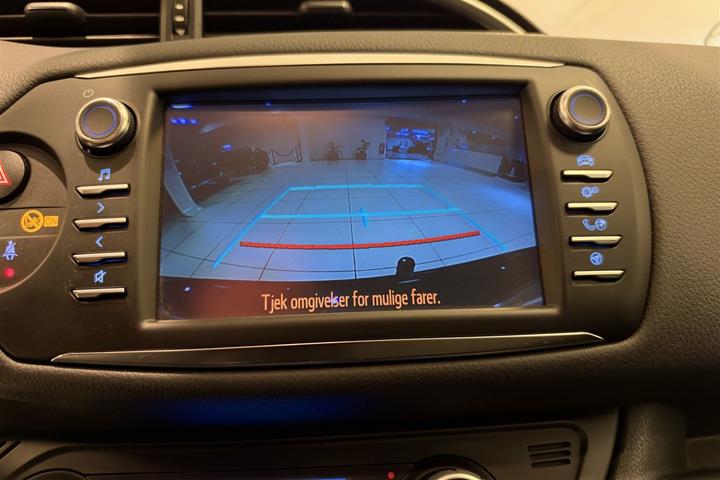 Sort Toyota Yaris fra 2019