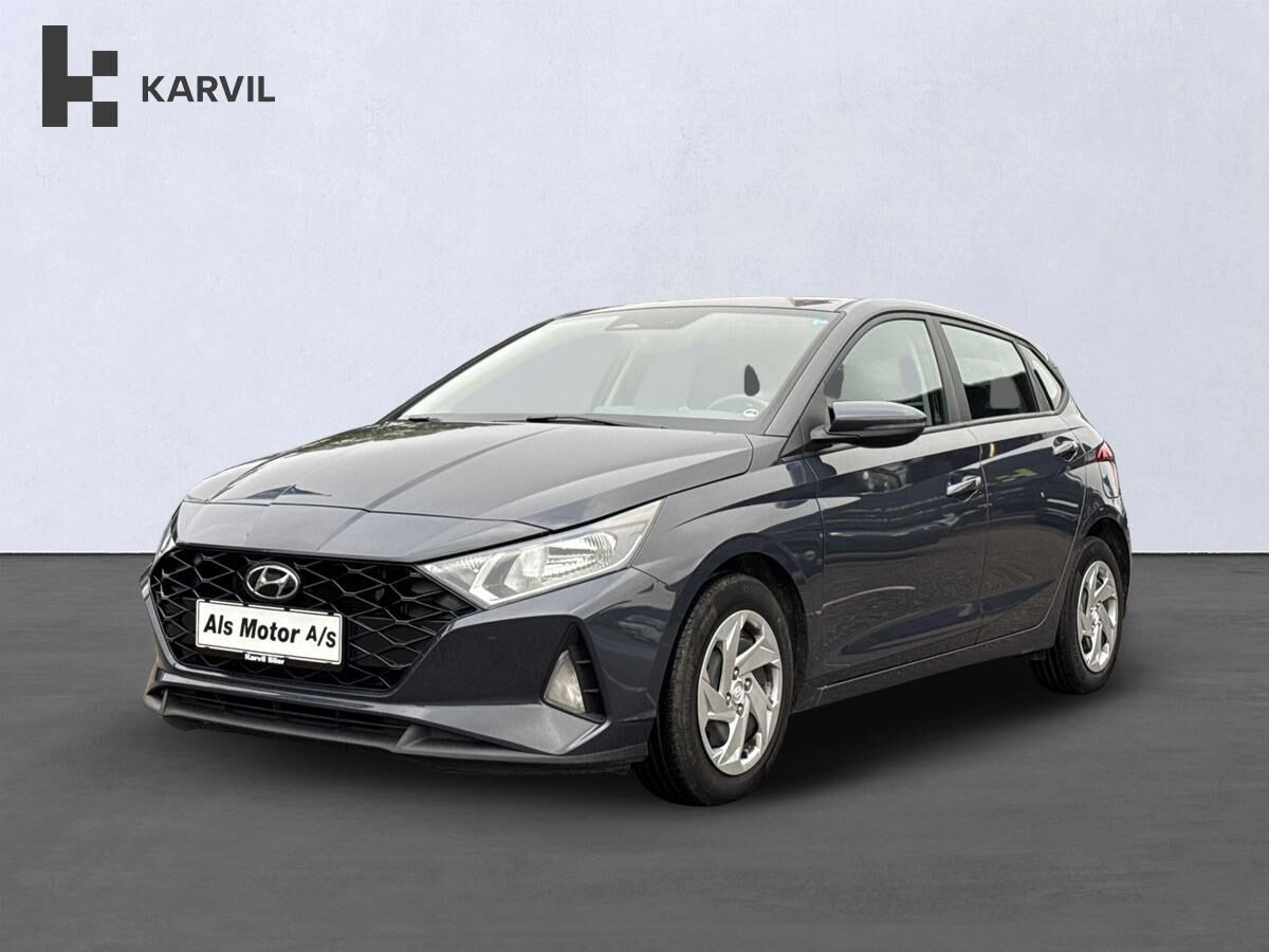 Grå Hyundai i20 fra 2021