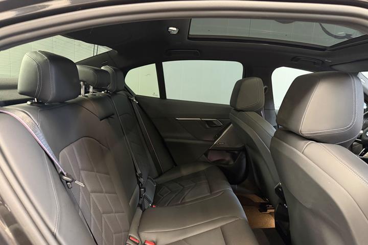 undefined BMW i5 fra 2024