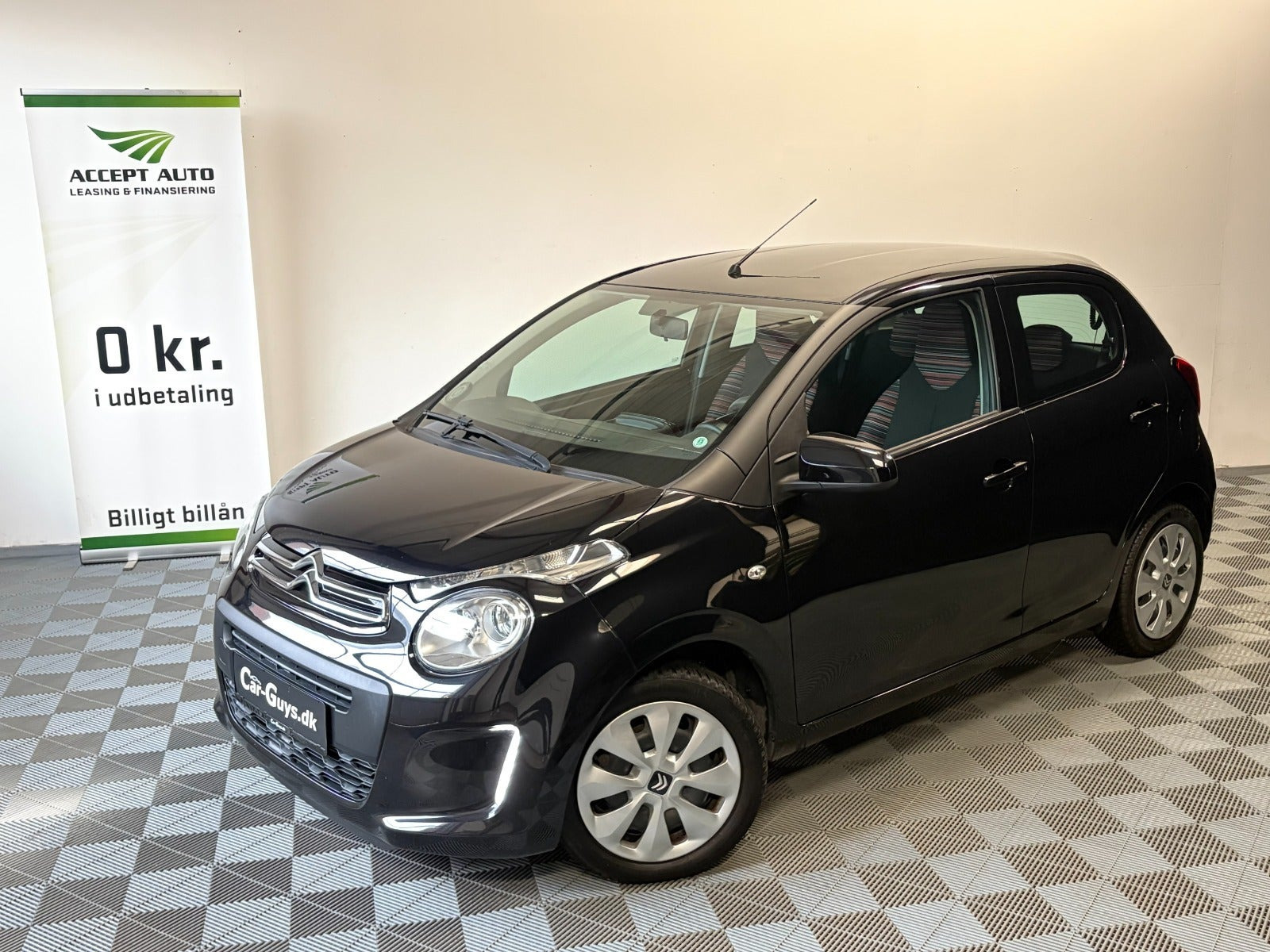 Citroën C1 1,0 VTi Shine