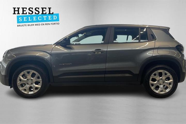 Grå Jeep Avenger fra 2025