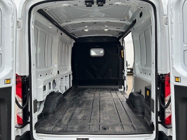 Hvid Ford E-Transit 390 L2 Van fra 2022