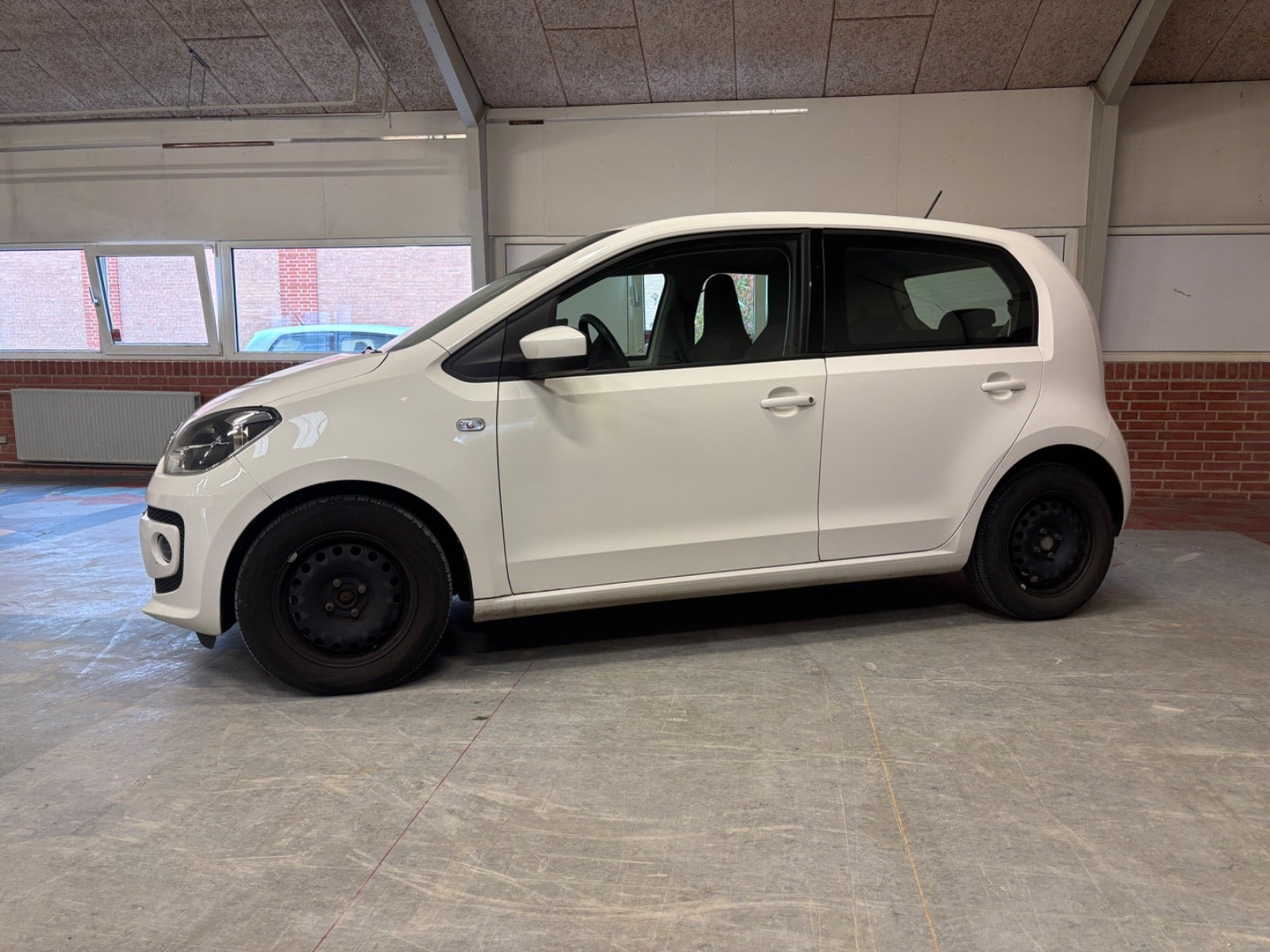 undefined VW UP! fra 2015