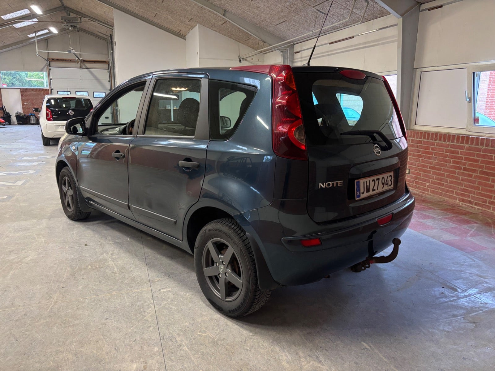 Blå Nissan Note fra 2011