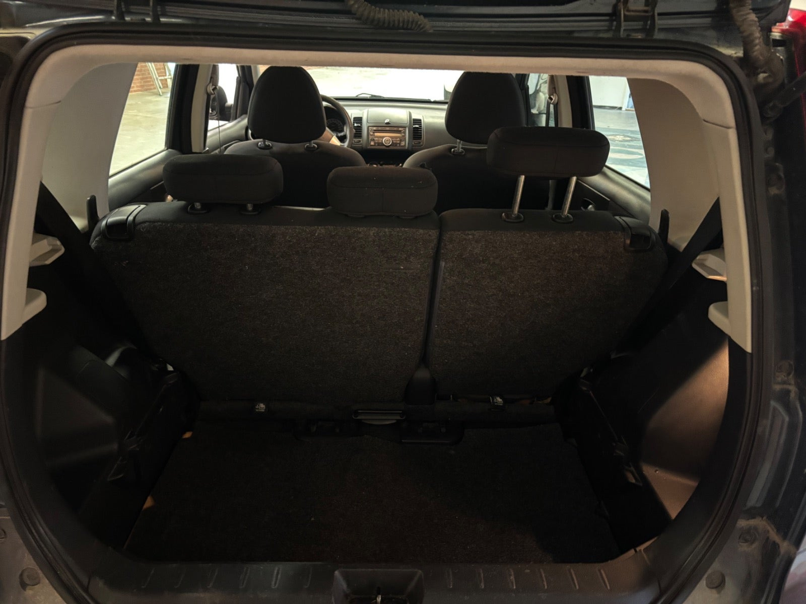Blå Nissan Note fra 2011
