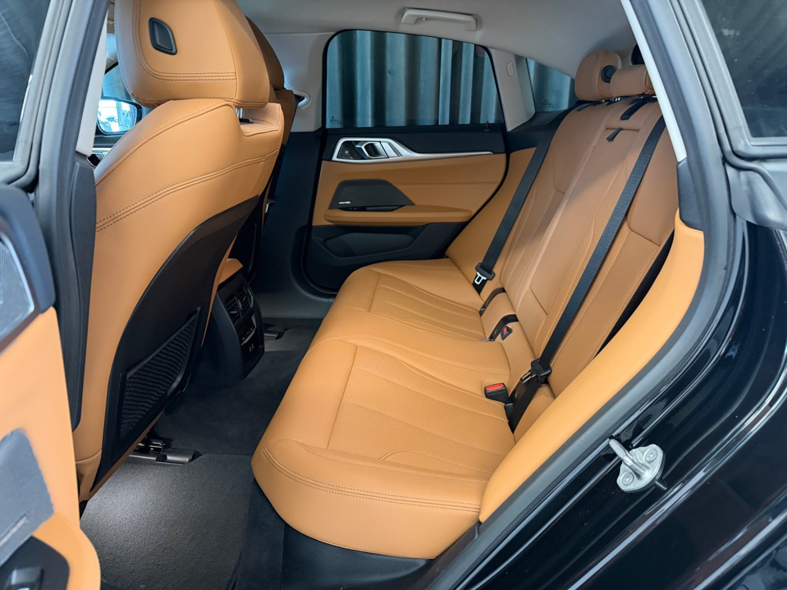 Sort BMW i4 fra 2023