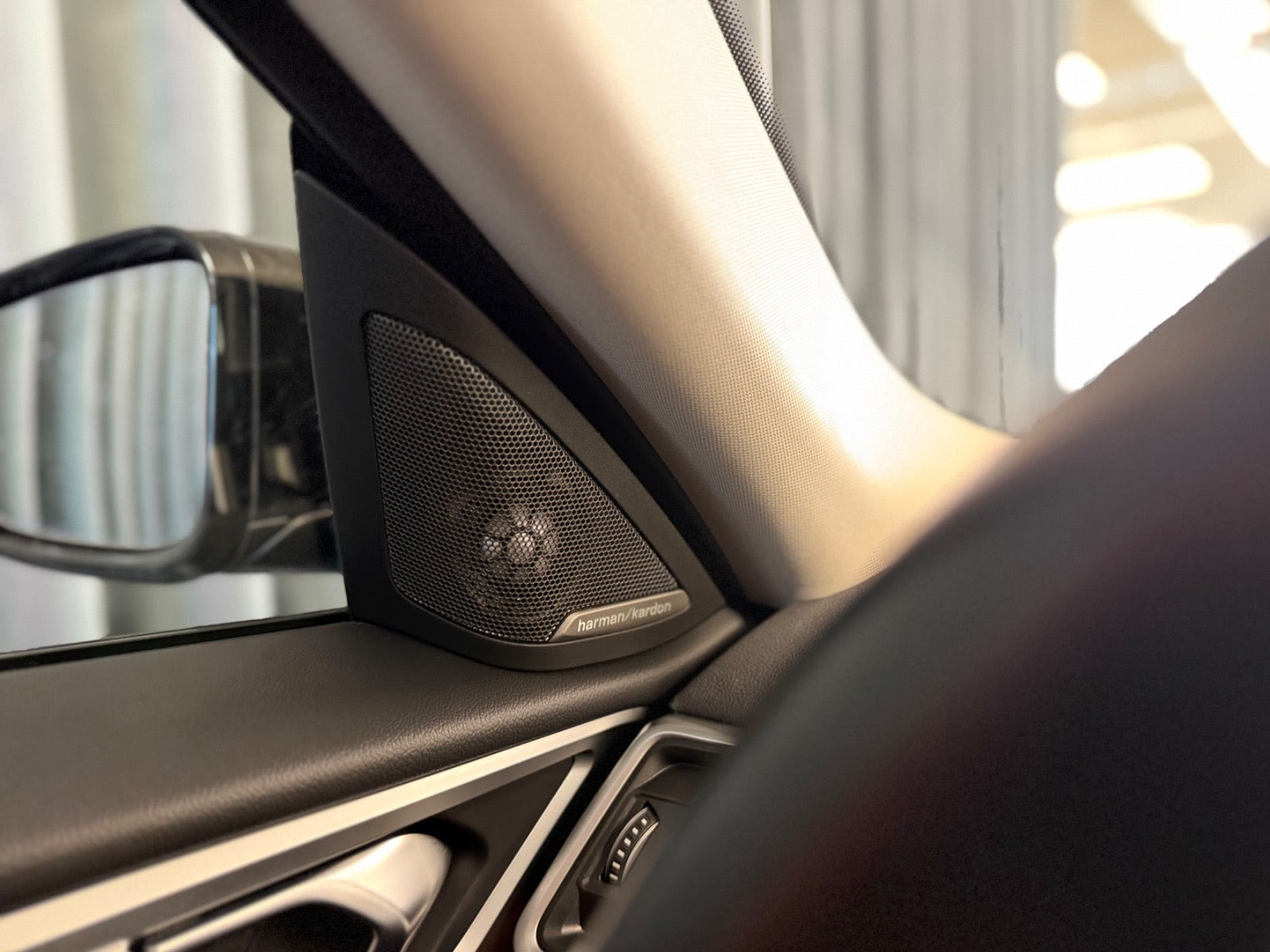 Sort BMW i4 fra 2023