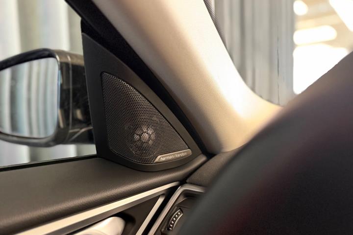 Sort BMW i4 fra 2023