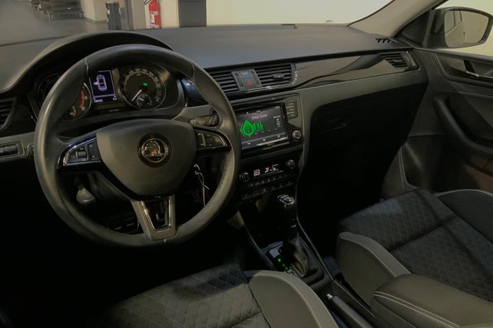Sort Skoda Rapid fra 2019