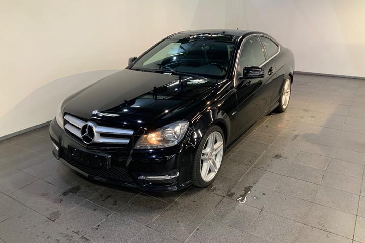 Sort Mercedes C250 fra 2011