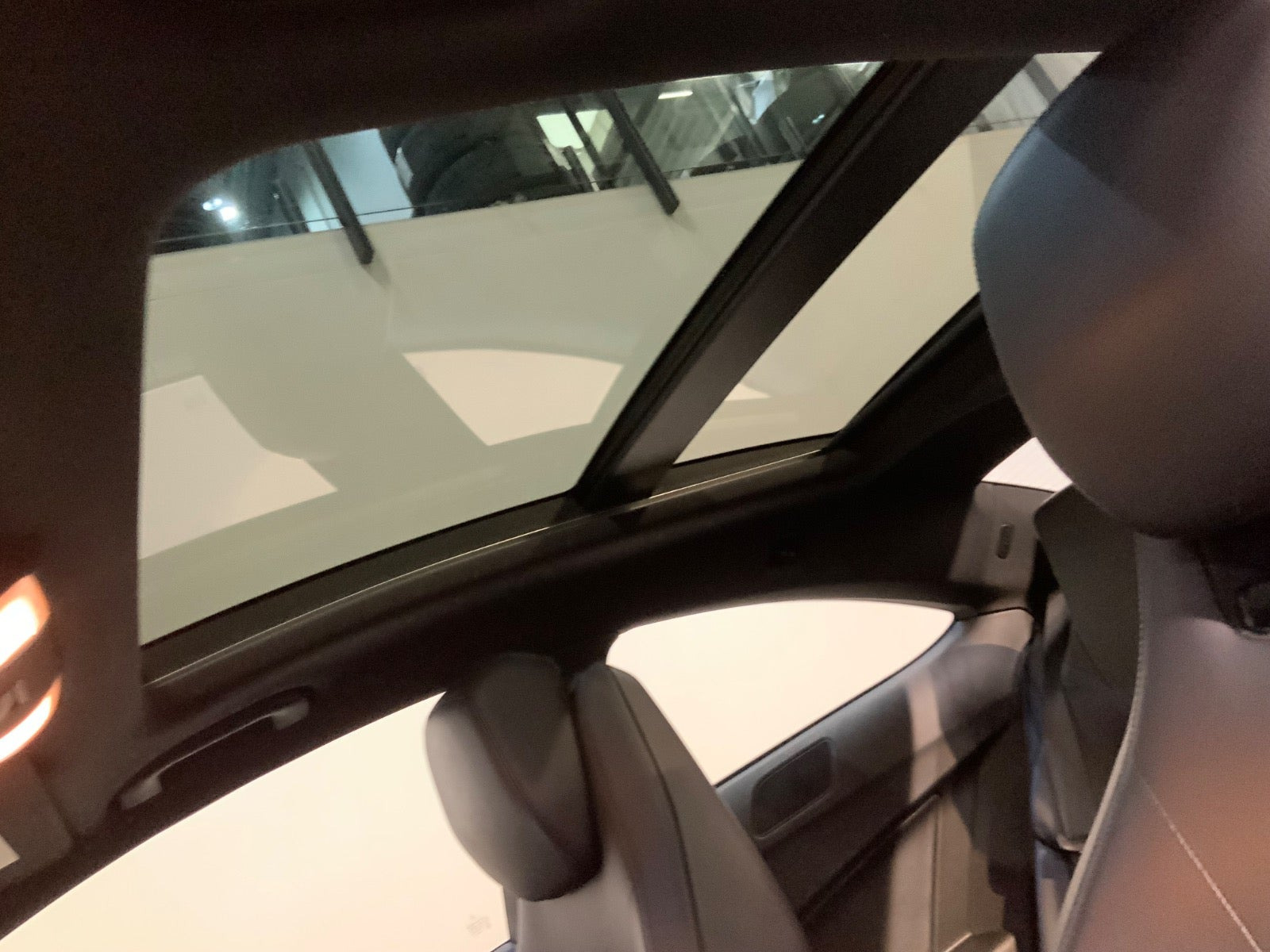 Sort Mercedes C250 fra 2011