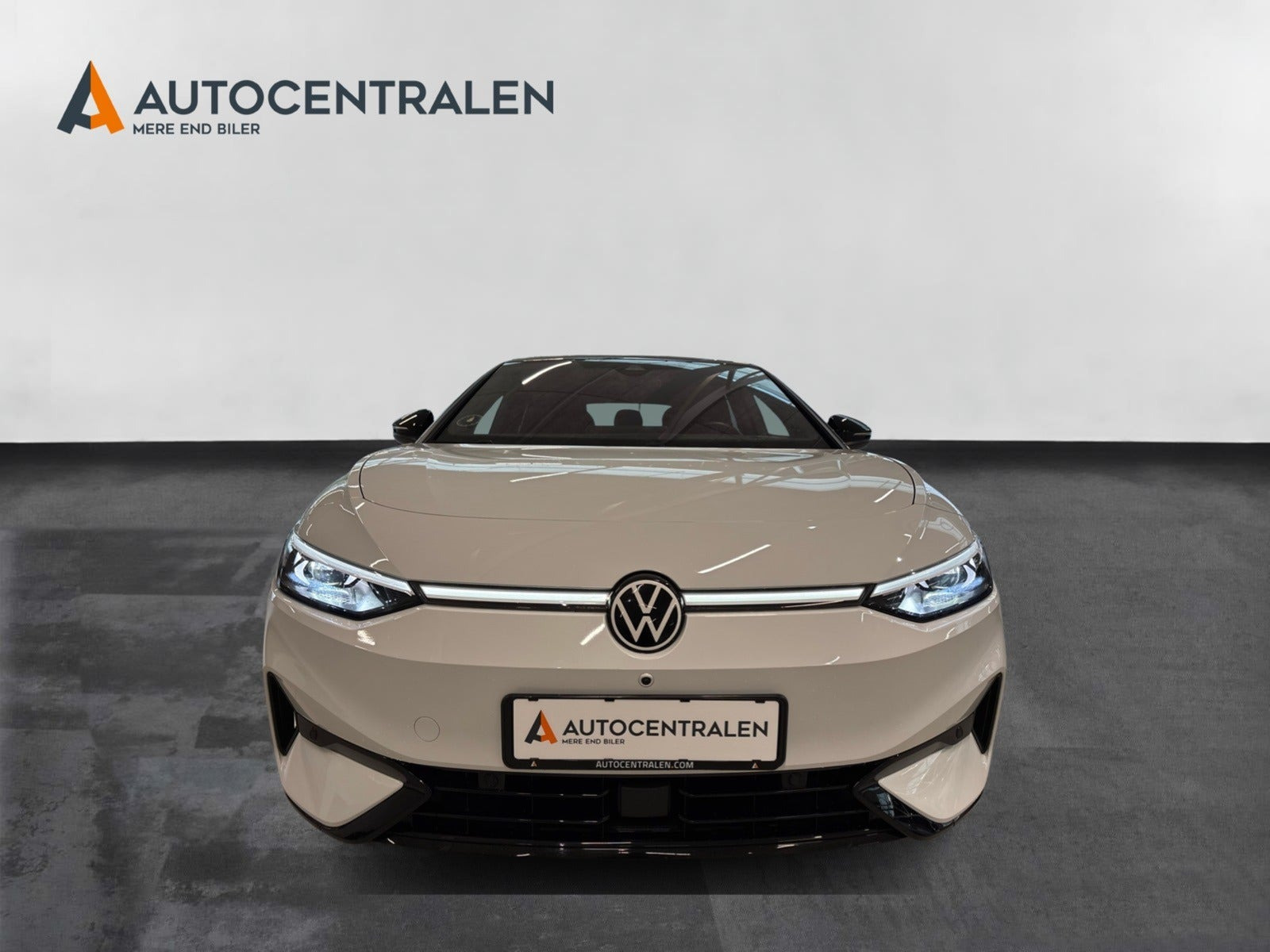 Hvid VW ID.7 fra 2024