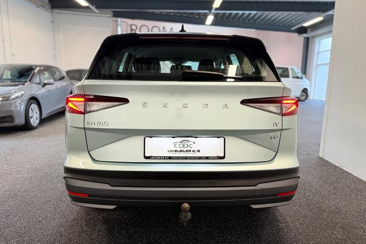 Grøn Skoda Enyaq fra 2023