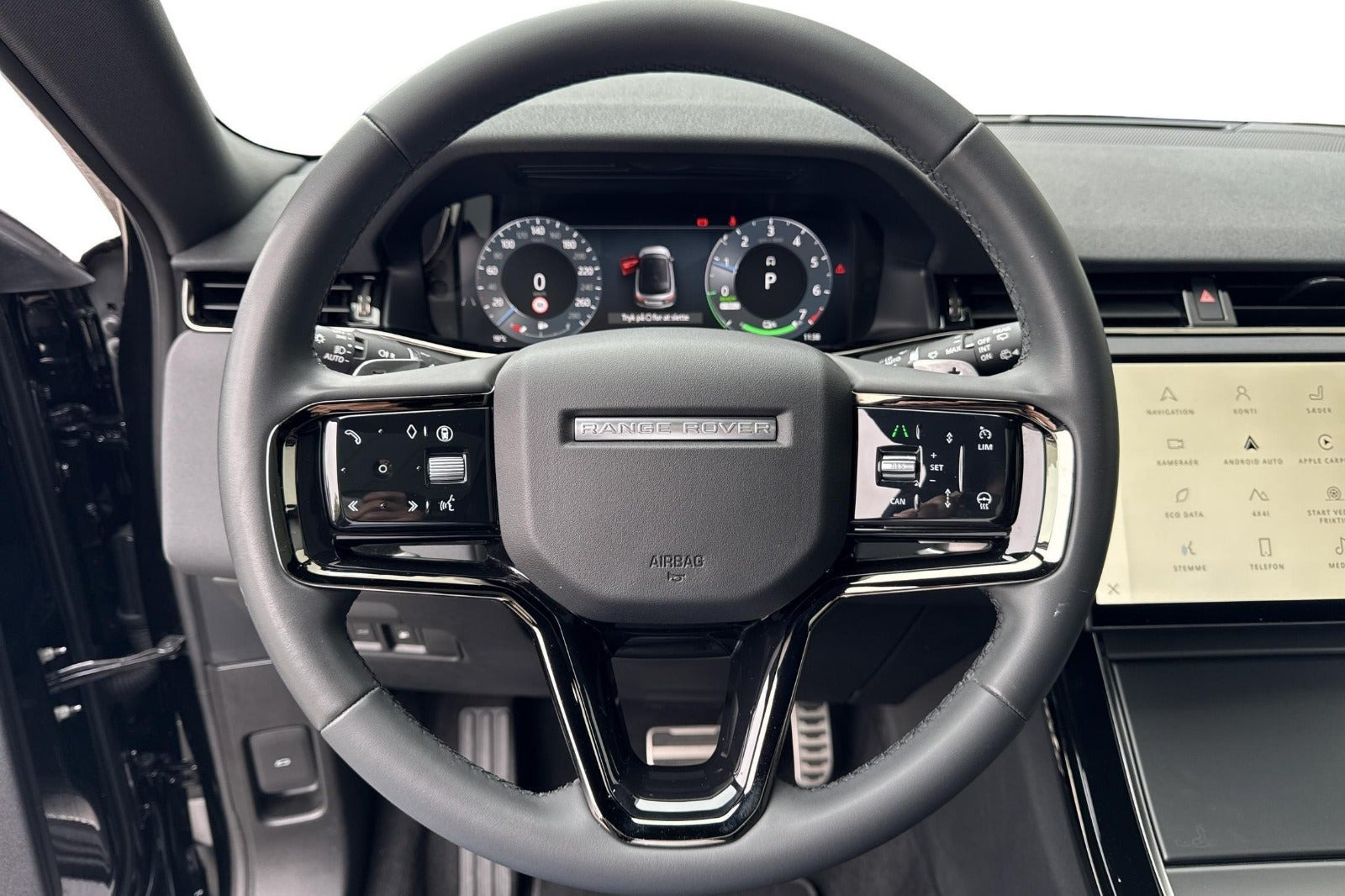 Sort Land Rover Range Rover evoque fra 2024