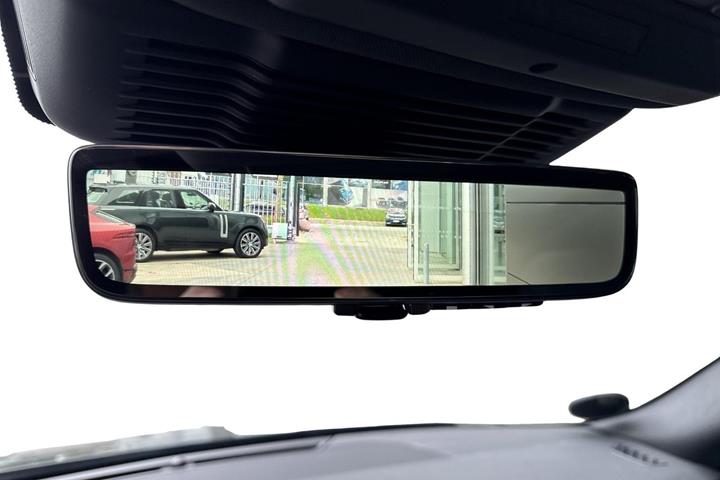 Sort Land Rover Range Rover evoque fra 2024