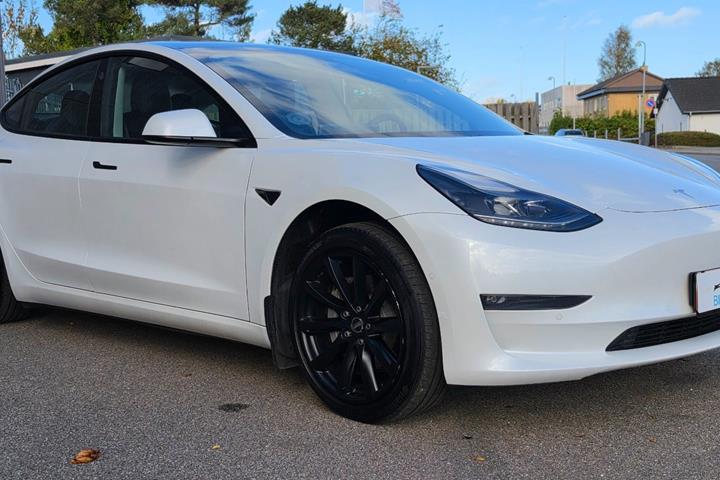 undefined Tesla Model 3 fra 2021