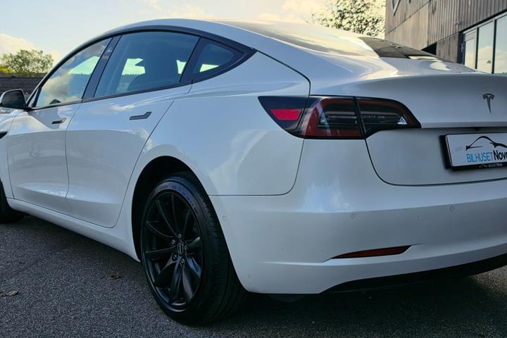 undefined Tesla Model 3 fra 2021