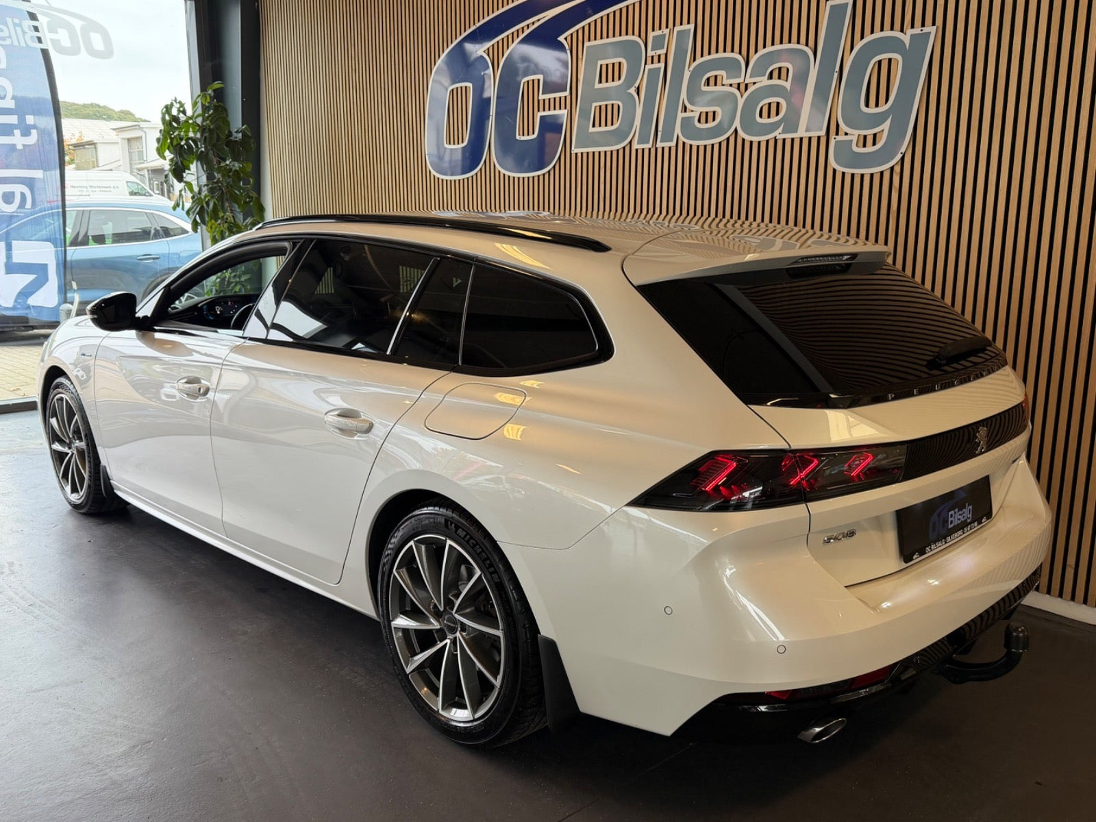 Hvid Peugeot 508 fra 2020