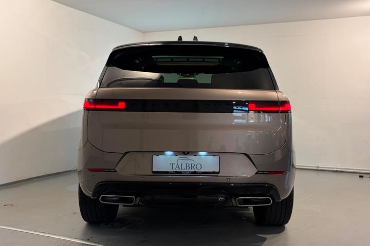 Brun Land Rover Range Rover sport fra 2023