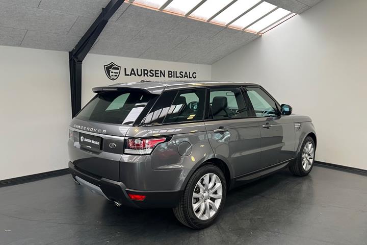 Grå Land Rover Range Rover sport fra 2014