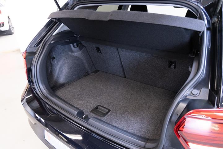 Sort VW Polo fra 2021