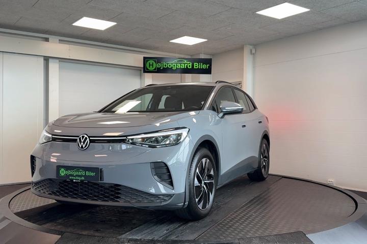 Grå VW ID.4 fra 2025 set udefra